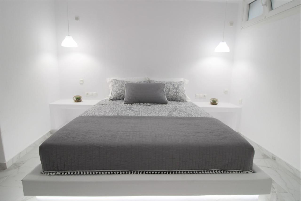 Plaka Philoxenia Apartments Bagian luar foto
