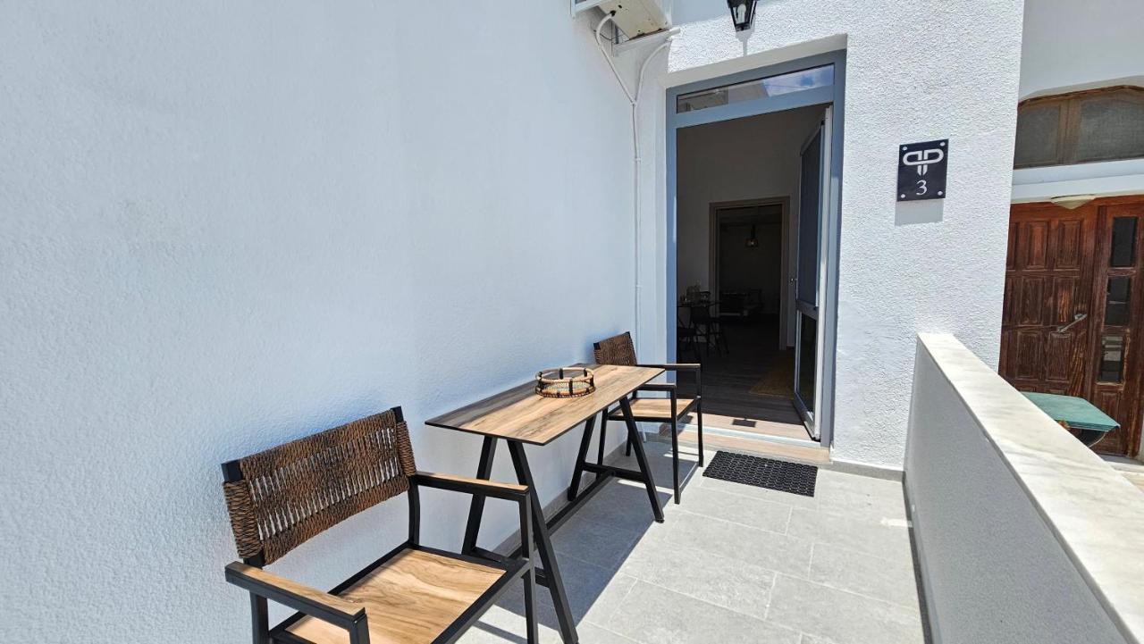 Plaka Philoxenia Apartments Bagian luar foto